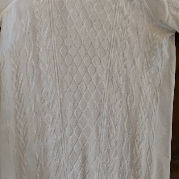 Lululemon white textured top - Picture 2 of 4